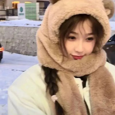 无法触碰的她